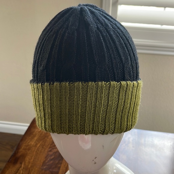 Peruvian alpaca reversible beanie cap - Picture 1 of 6